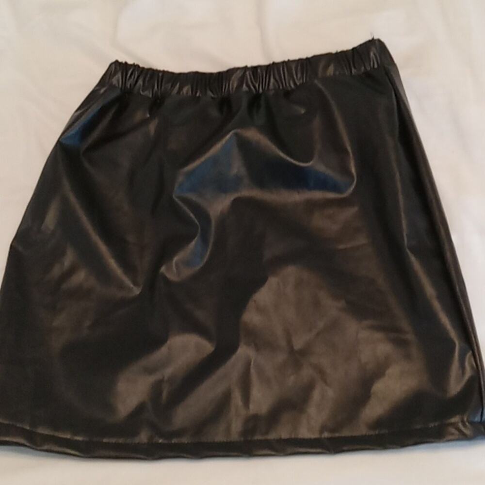 Shein girl 11/12 faux leather skirt. Versatile and fun